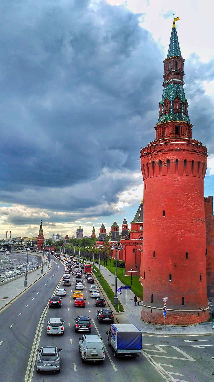 См москва. Кремлевская набережная. Кремль Москва. Москва столица Кремль. Москва центр Кремль.