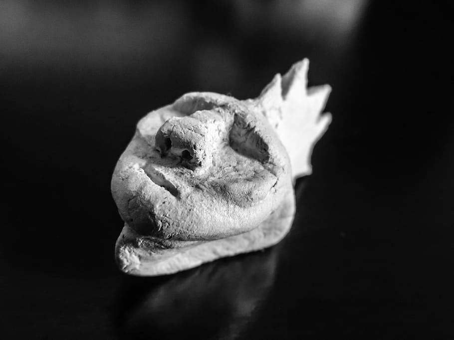 grey stone head decor, mask, ancient, artifact, punk, face HD wallpaper
