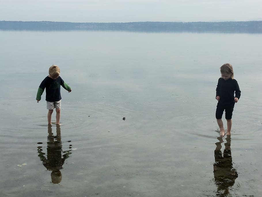 Siblings, Reflections, Water, Walking, water-walking, standing HD wallpaper