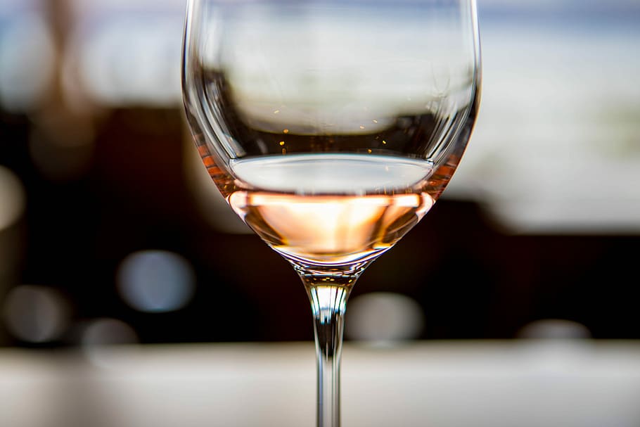 liquid filled wine glass, wine glasses, refreshment, drink HD wallpaper