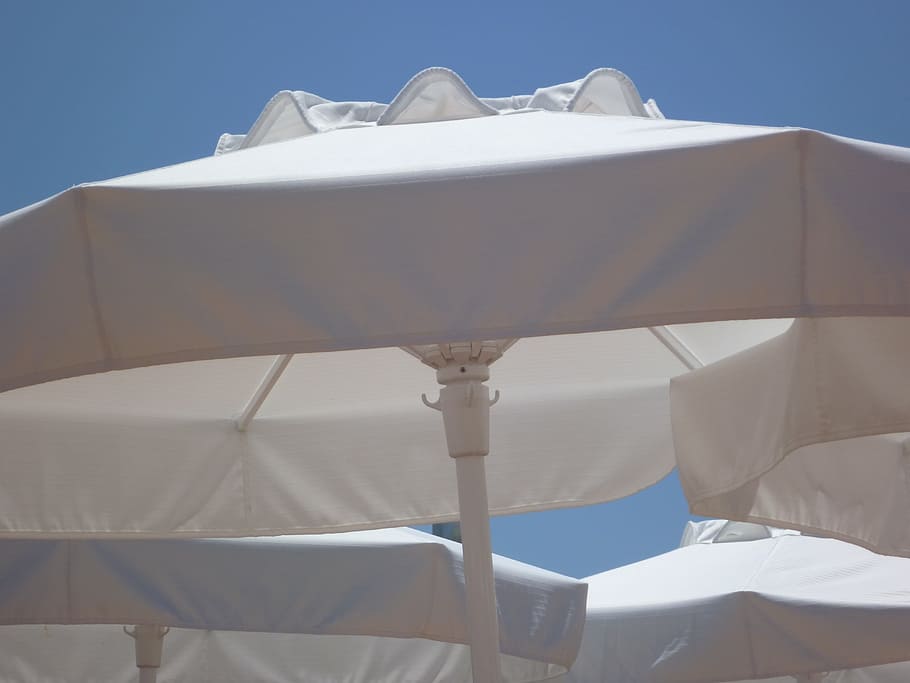 parasols, white, shade tree, shadow, pool, white color, no people HD wallpaper
