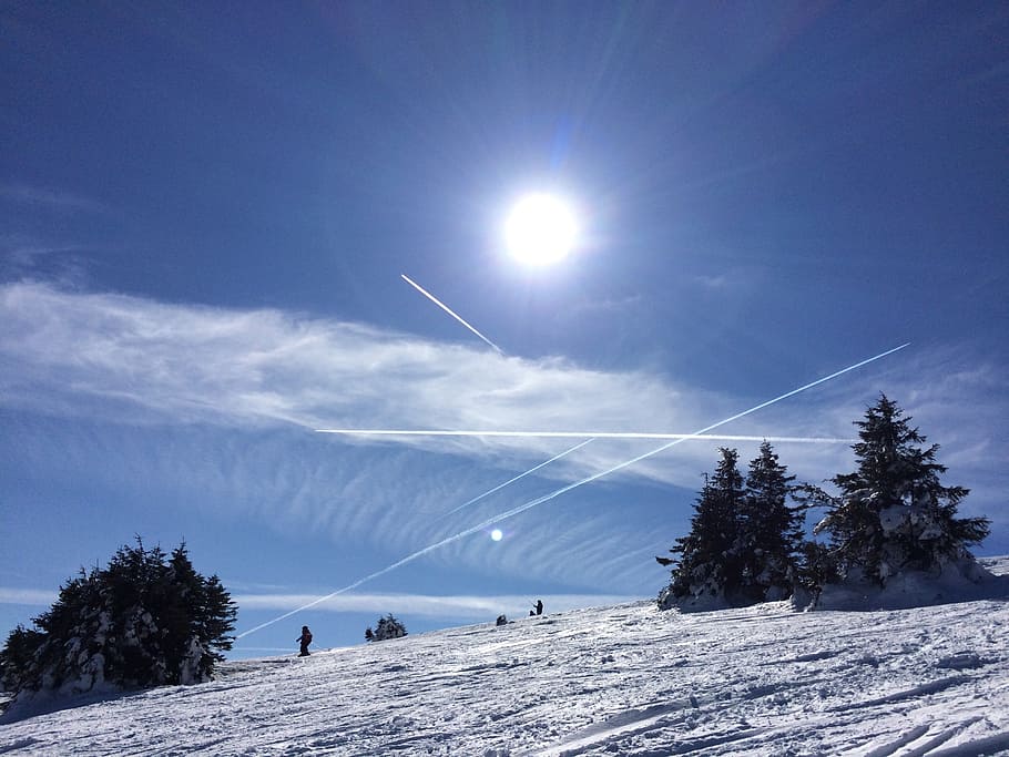 mountain, snow, ski, winter, stort, sky, sunshine, cold temperature HD wallpaper