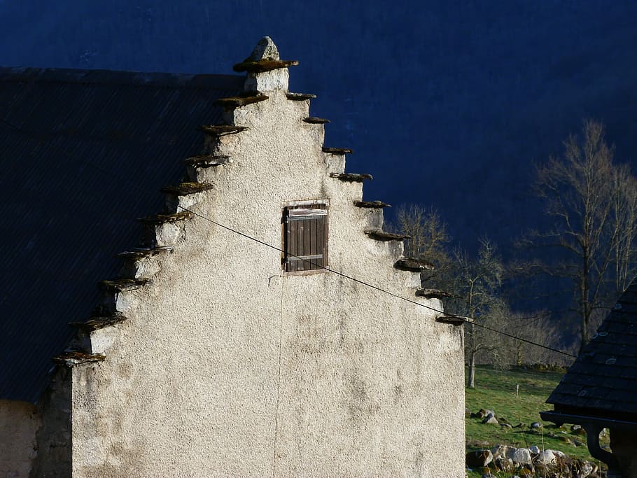 Building, Roofing, Wall, Old, Contrast, houses, history, outdoors HD wallpaper