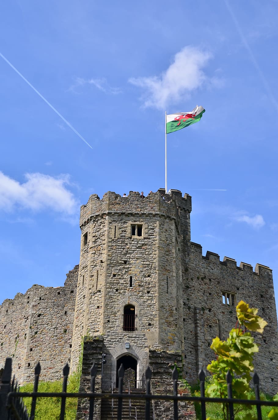 Castle, Medieval, Flag, Cardiff, Wales, old, architecture, building