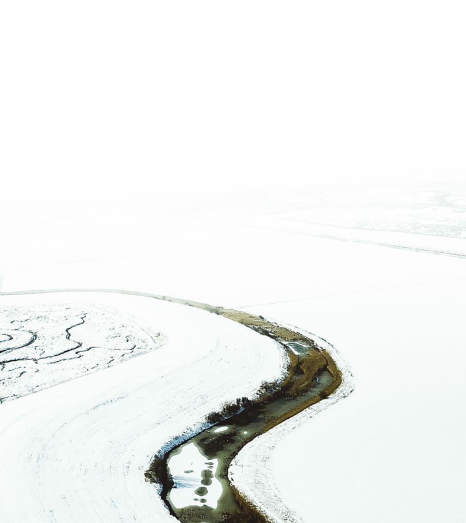 snow covered field, body of water surrounded by snow, frozen HD wallpaper