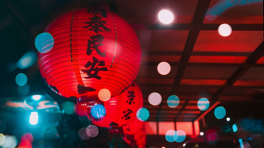 bokeh photography, turned on red kanji script lanterns during nighttime, HD wallpaper