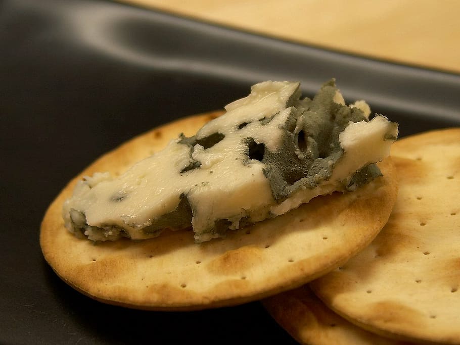 roquefort, cheese, blue mold, noble mold, milk product, food, HD wallpaper