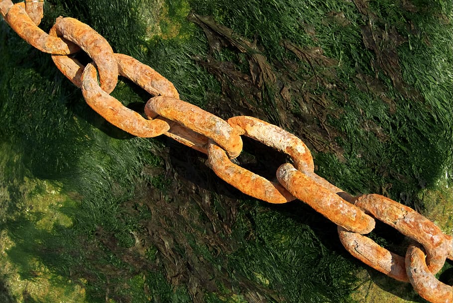 brown steel chain on green surface, rusty, link, iron, old, corrosion, HD wallpaper