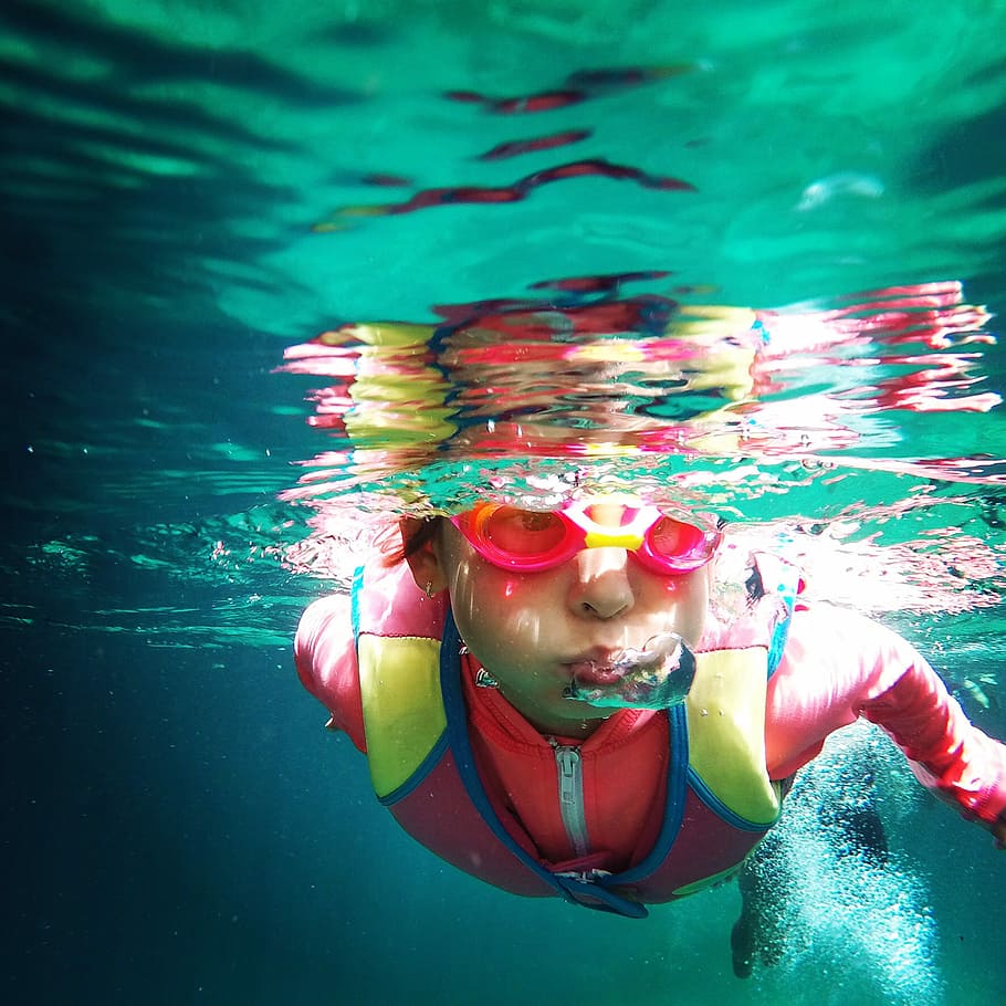 Bahía Tanka cenote, boy snorkeling underwater, person, swimming, HD wallpaper