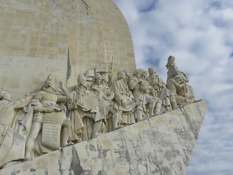 perspective, monument, sky, clouds, outside, statues, portugal HD wallpaper