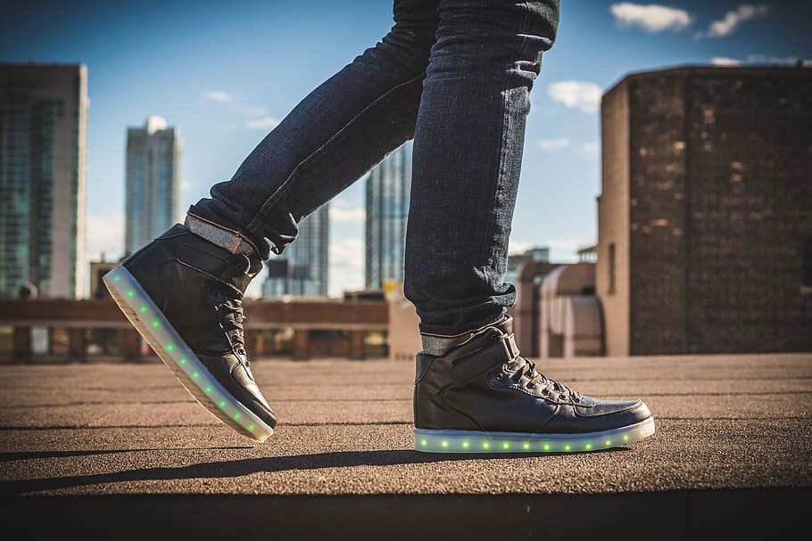 person walking wearing gray shoe, architecture, building, infrastructure HD wallpaper