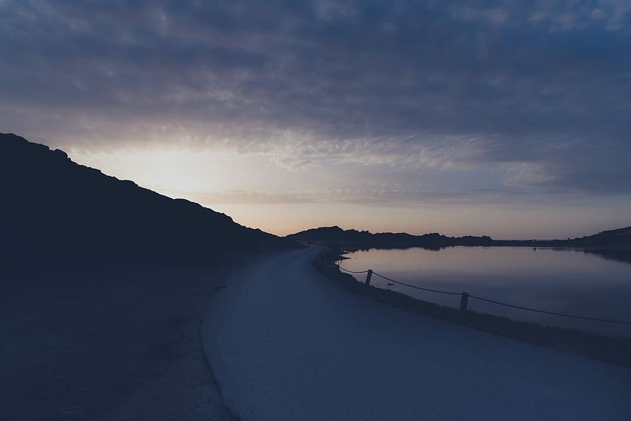 concrete road near body of water during sunrise, photo of road near body of water HD wallpaper