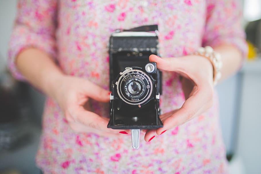 Old Analog Camera, technology, camera - Photographic Equipment HD wallpaper