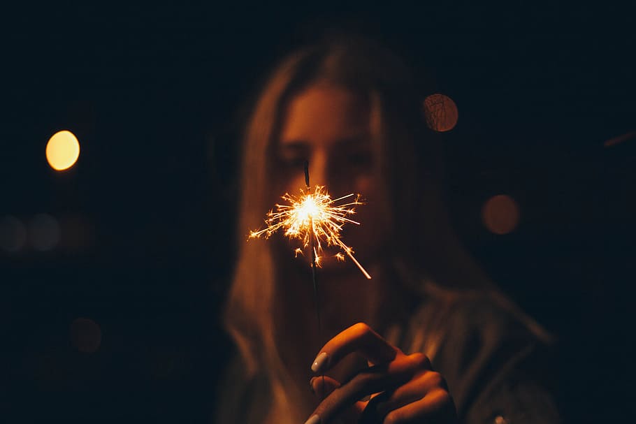 light, night, dark, girl, blur, bright, color, defocused, evening HD wallpaper