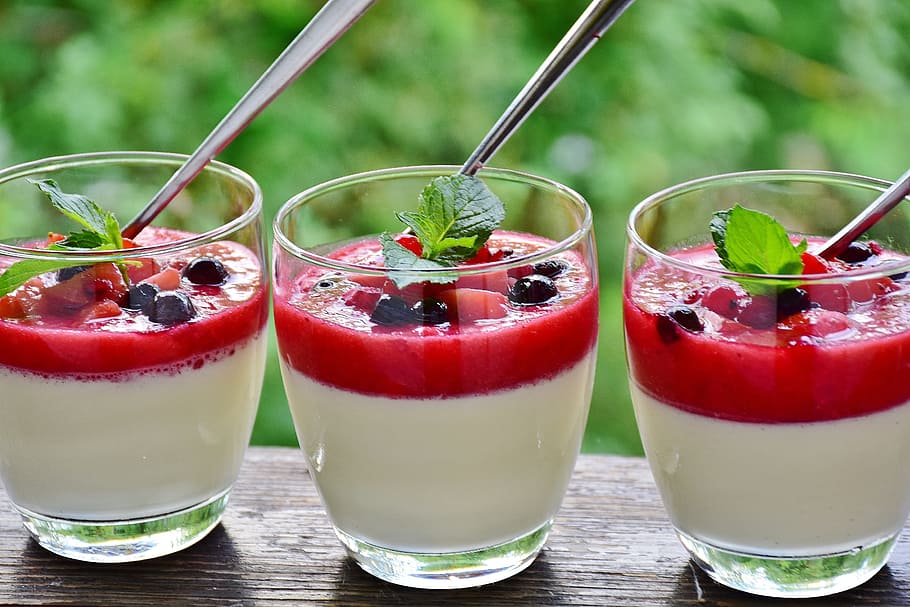 three clear glass with fruit shakes, drinking, glasses, panna cotta