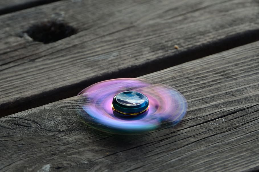 figdet-spinner, fidget, wood - material, no people, circle HD wallpaper