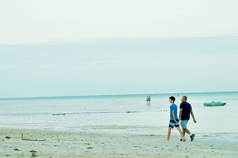 man walking beside seashore, father, son, beach, vacation, coast HD wallpaper