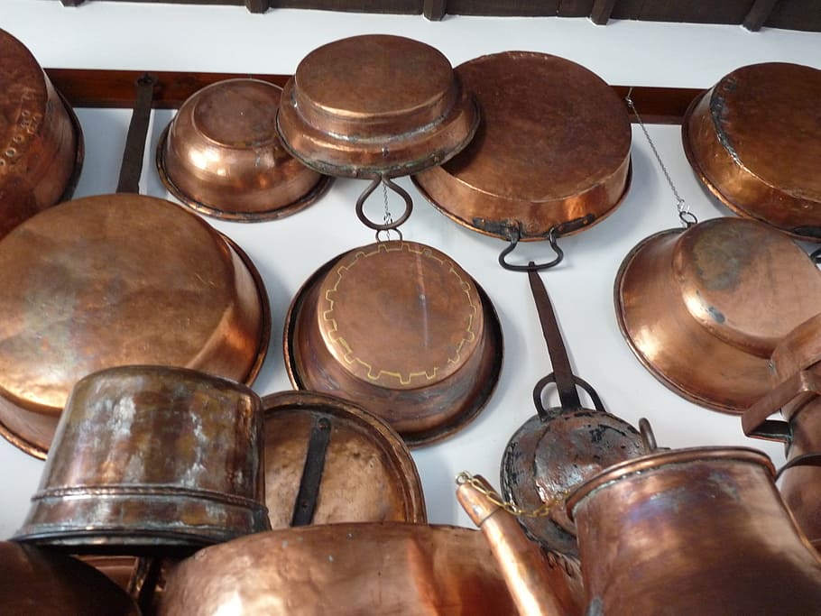 copper, pans, boiler, nostalgia, kitchen, large group of objects HD wallpaper