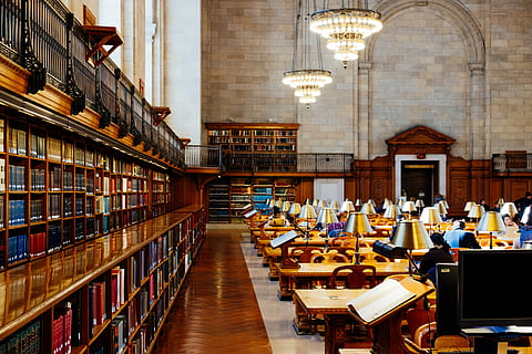 NYPL Rose Reading room, brown wooden books with bookshelves, library HD wallpaper