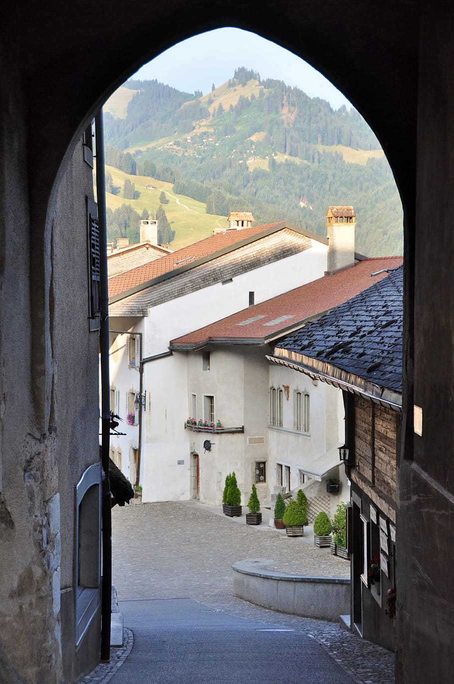 gate, view, old, travel, old town, street, architecture, house HD wallpaper
