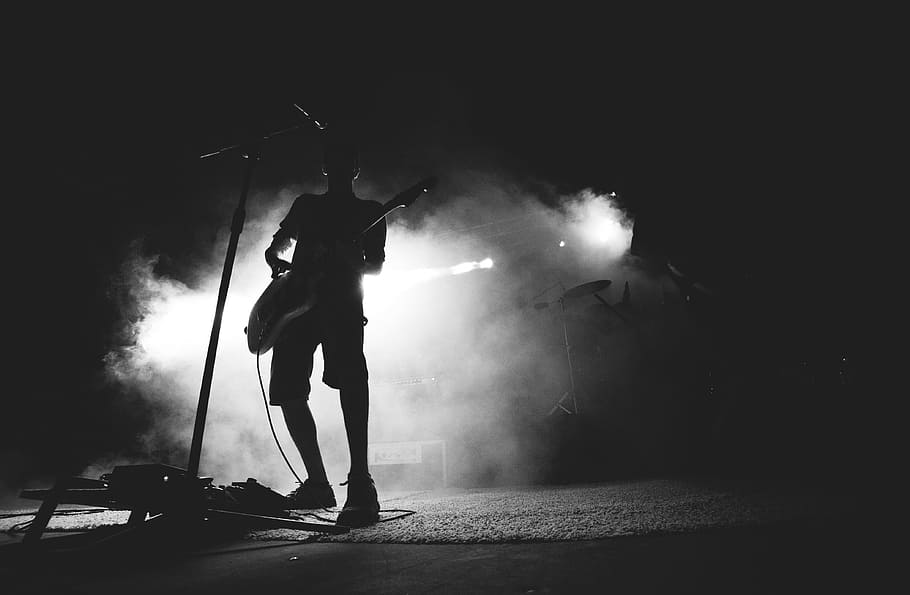 silhouette photo of guitarist, silhouette photo of man playing guitar, HD wallpaper