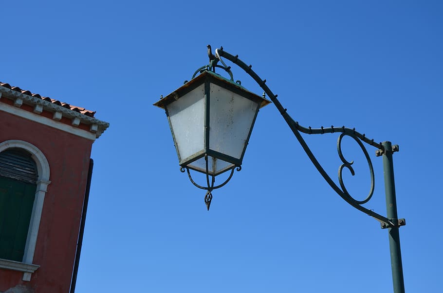 lamp, lantern, sky, architecture, old, lamppost, iron, low angle view HD wallpaper