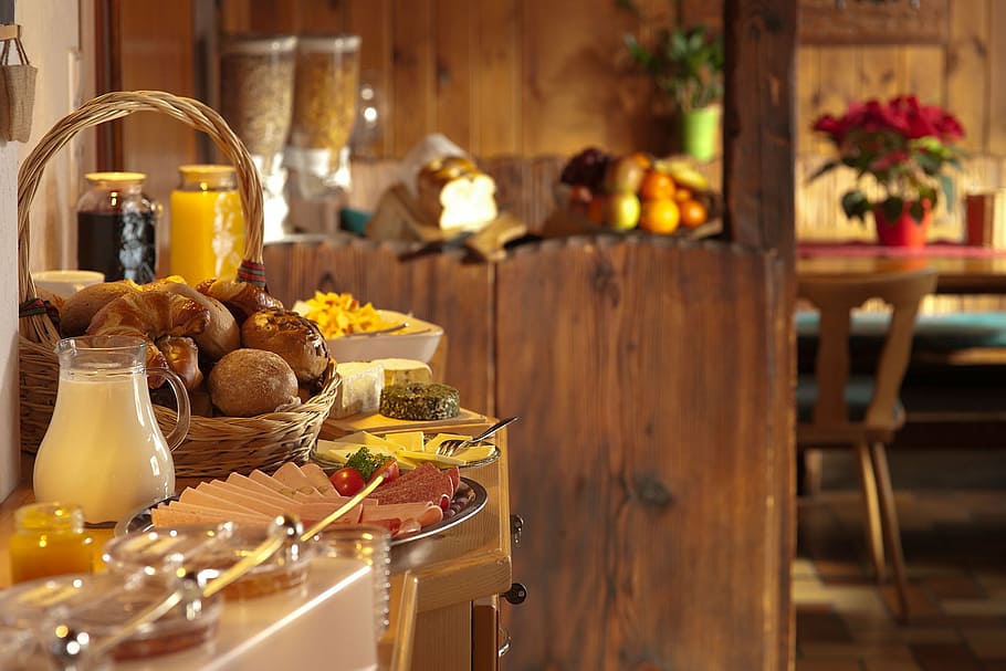 HD wallpaper: brown wicker basket on table, breakfast, buffet, food,  restaurant | Wallpaper Flare