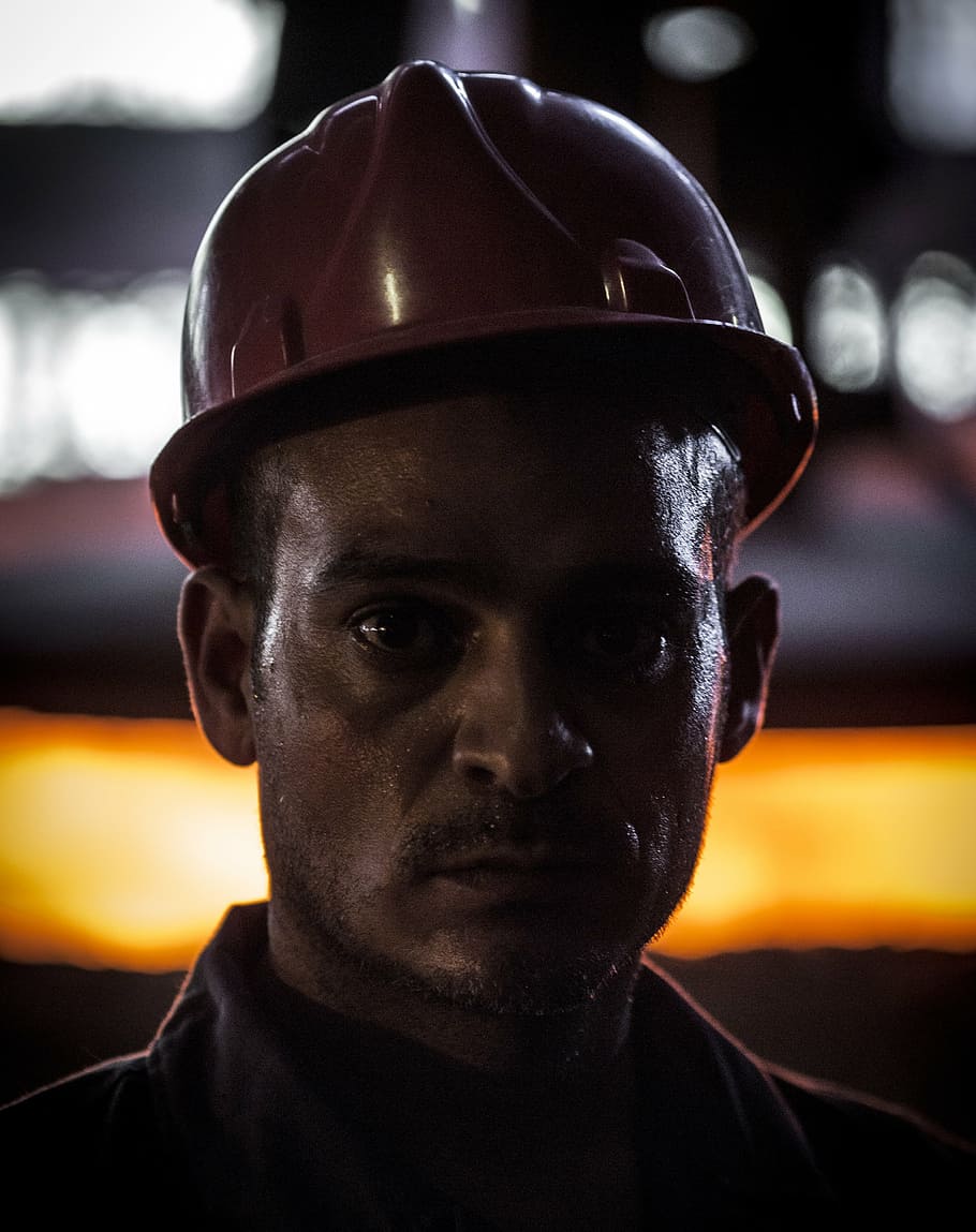 worker, helmet, mine, face, portrait man, firefiter, sweat HD wallpaper