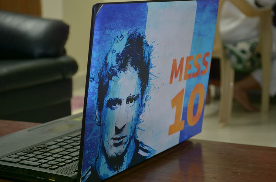 laptop computer on top of table, Messi, Work, Table, Coffee HD wallpaper