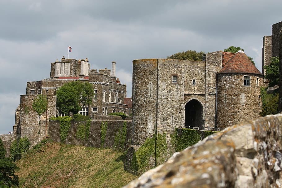 photo of gray castle, dover, dover castle, port dover, sky, water