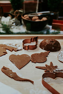 Gingerbread Cookies, baking, christmas, xmas, food, homemade HD wallpaper