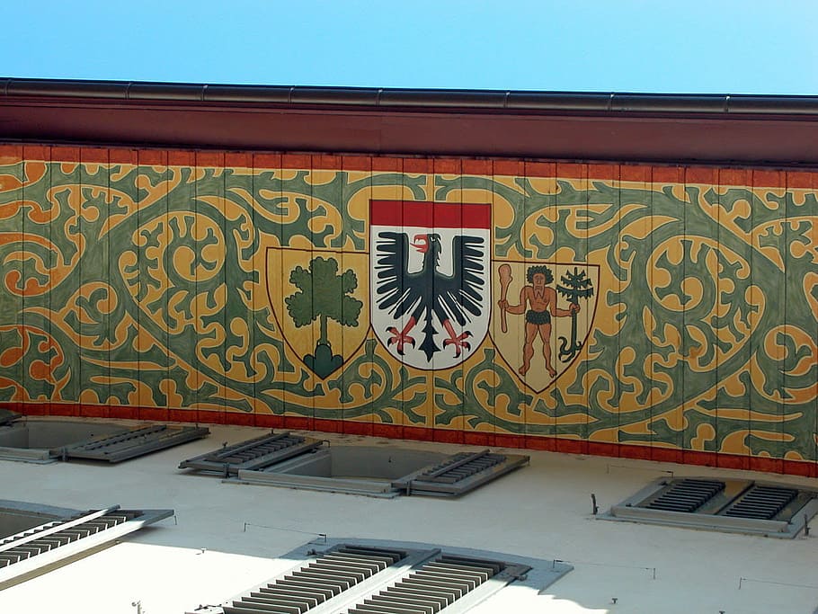 Painted Gable with symbol in Aarau, Switzerland, photos, public domain