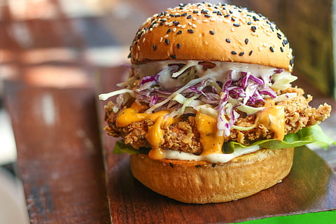 burger with chicken and cream, chicken burger, lunch, classic burger HD wallpaper