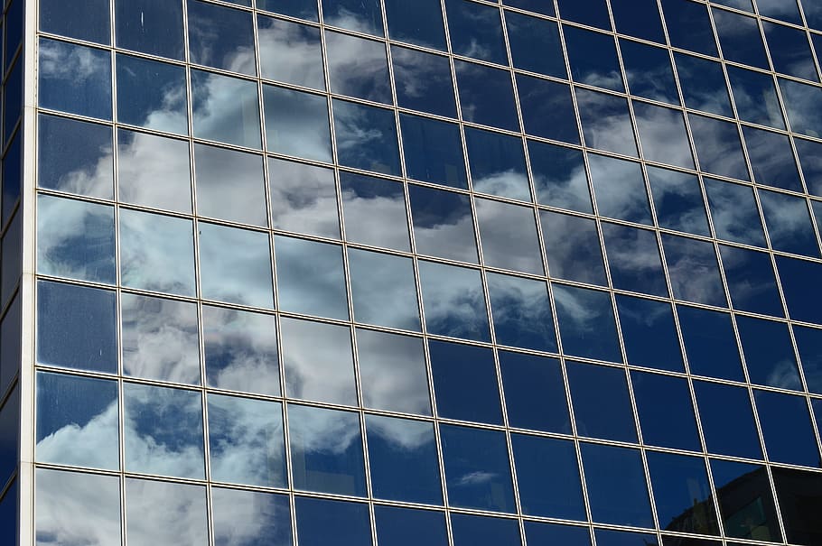 reflective windows of building, clouds, reflection, glass, blue HD wallpaper