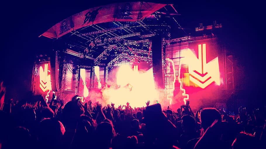group of people watching people on stage, concert, lights, performance HD wallpaper
