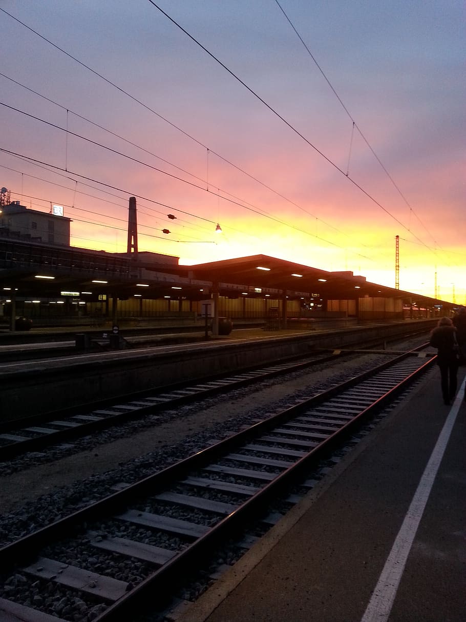 seemed, gleise, train, augsburg, railway station, evening, sunset HD wallpaper