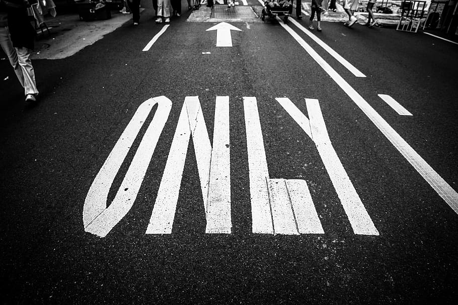 greyscale photography of street with only paint, black white HD wallpaper