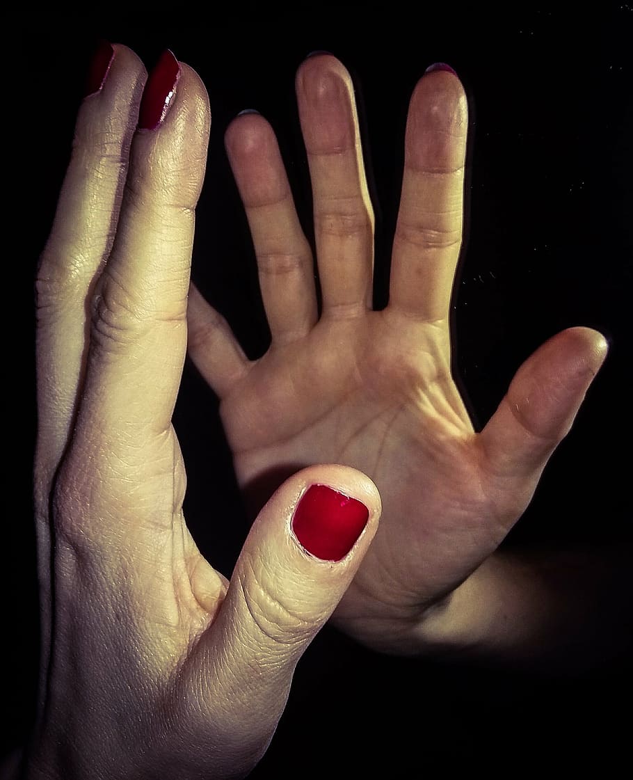 hand, hands, mirror, reflection, enamel, nails, red, reflections HD wallpaper