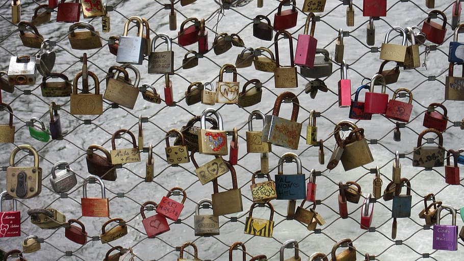 castles, bridge, padlocks, bridge railing, graz, love, symbol HD wallpaper