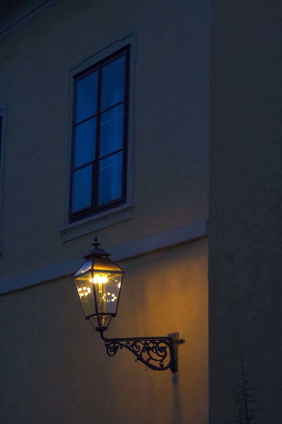 lantern, old, light, evening, twilight, lighting equipment HD wallpaper