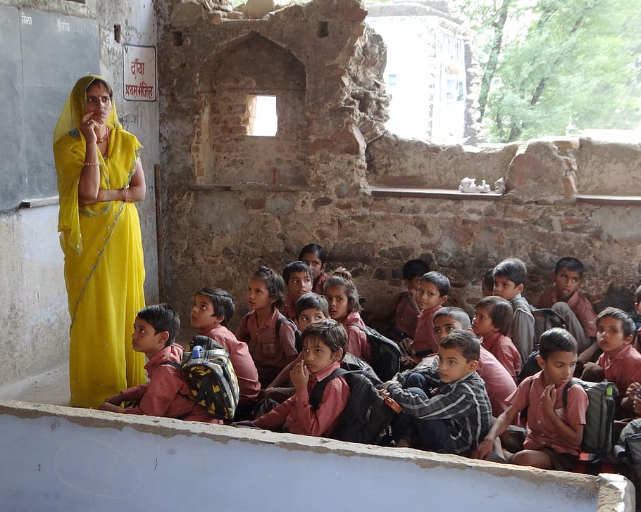 children, students, school, classroom, india, abhaneri, group of people HD wallpaper
