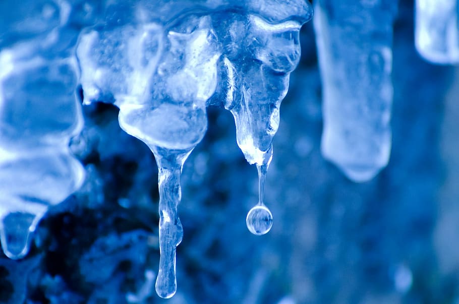 selective focus of icicle, wintertime, cold, clear, natural HD wallpaper