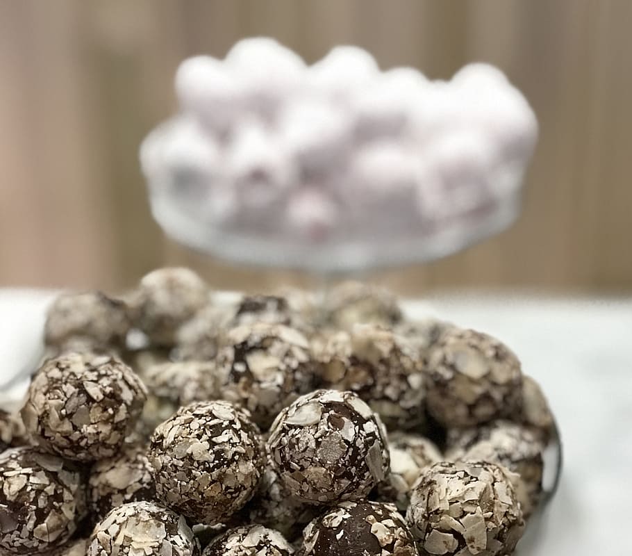 truffles-chocolate-chocolatier-dessert.jpg