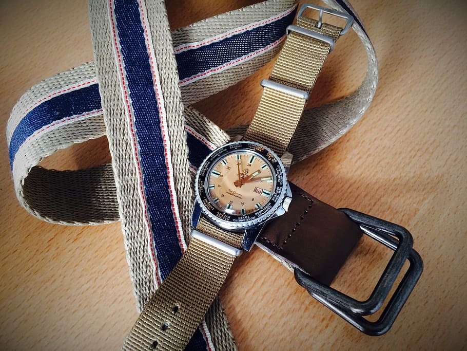 clock, vintage, belt, canvas, old, antique watch, hands, time HD wallpaper