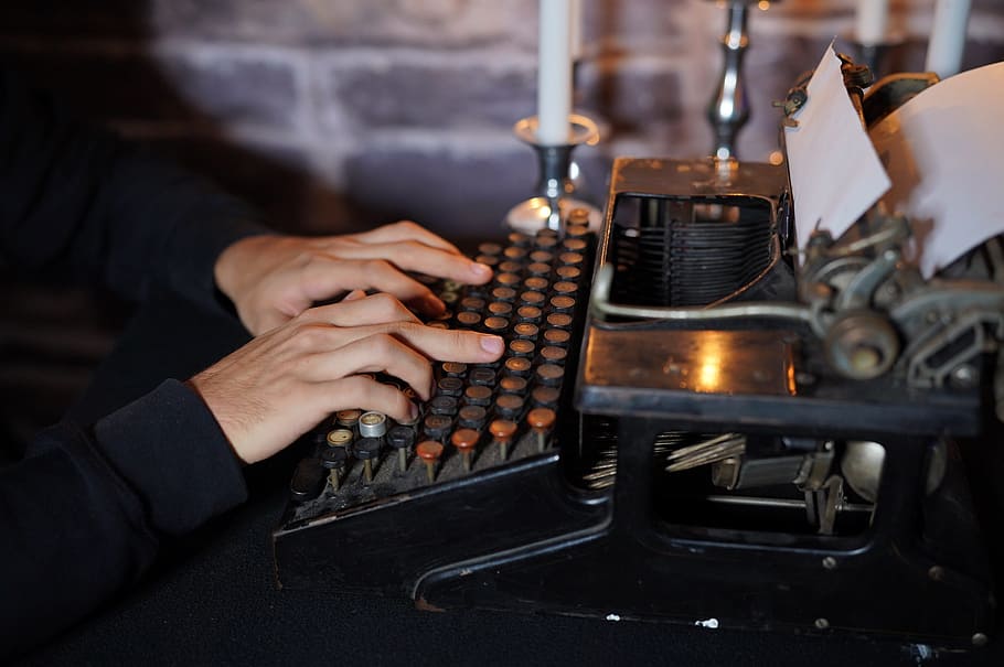 typewriter, antique, leave, old typewriter, nostalgia, office HD wallpaper