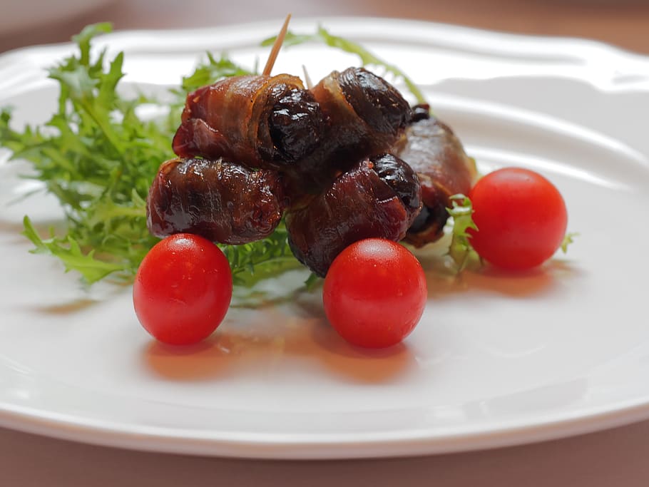 tapas, reception, devils on horseback, snack, food, cherry tomatoes, HD wallpaper