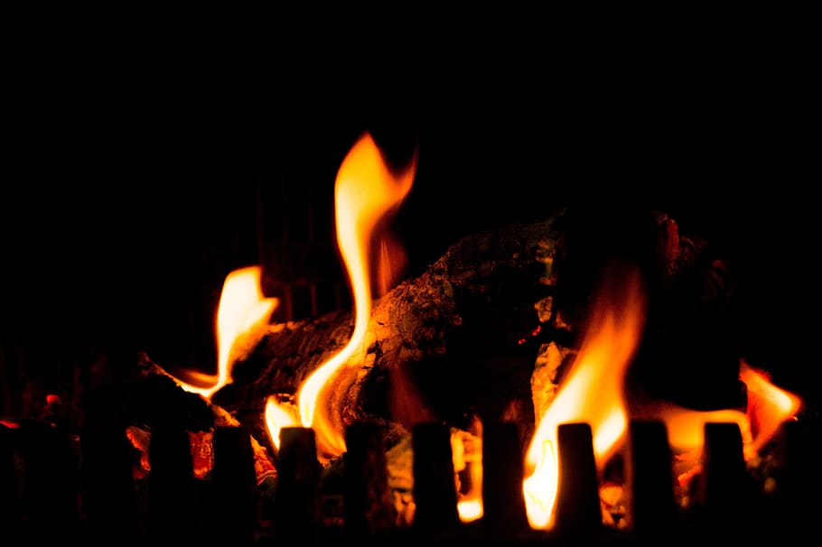 bonfire at night, camp fire, fireplace, flames, heat, hot, warm HD wallpaper