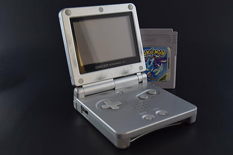 Nintendo Game Boy Advance SP wallpaper - dark grey