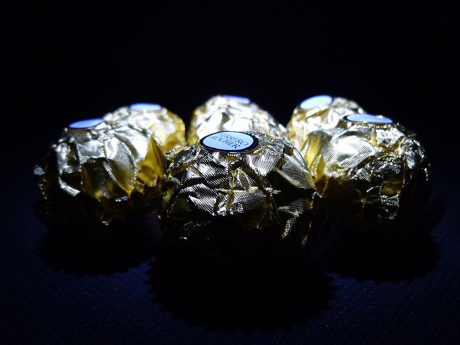 rocher, chocolate, candy, studio shot, wealth, close-up, indoors HD wallpaper