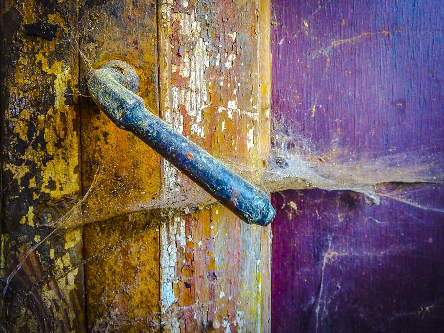 lost place, door, jack, cobweb, metal, rusty, old, weathered HD wallpaper